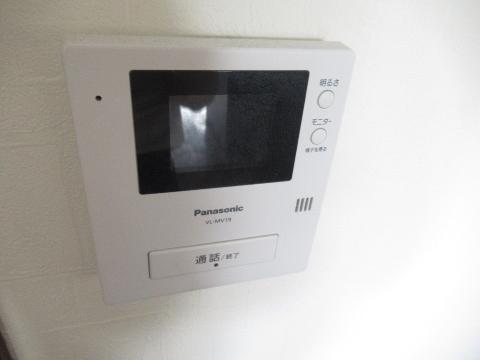 南茨木駅前ハイタウンＣ棟　セキュリティ　カメラ付インターホン