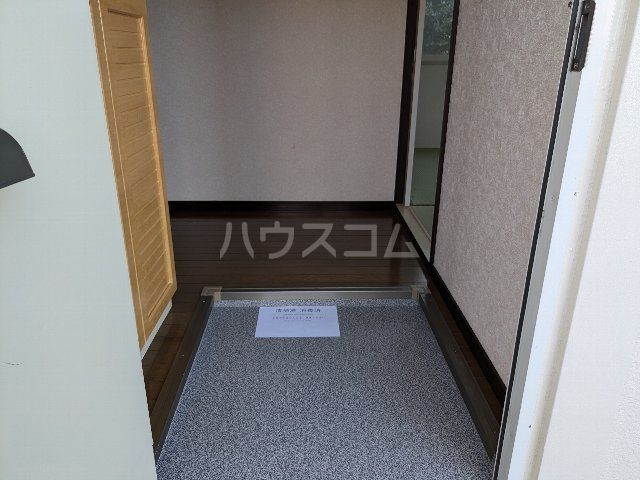 【リトルポットの玄関】