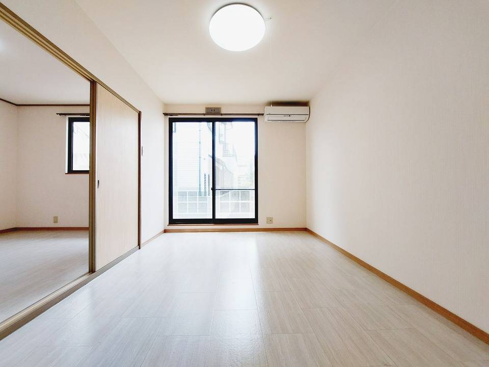 居室・リビング　リビング