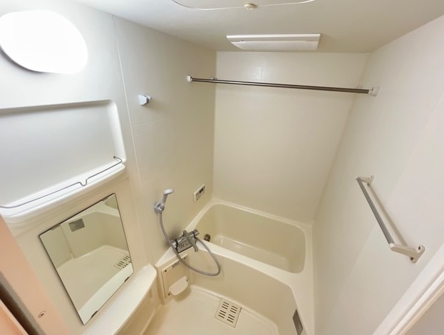 バス・シャワールーム　追い焚きや浴室乾燥