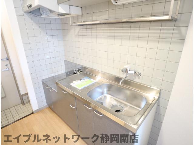 キッチン　キッチンでお料理をお楽しみください