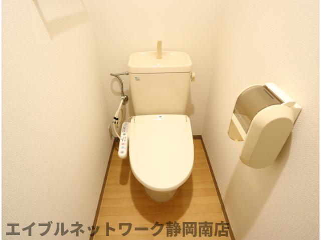 トイレ　シンプルで使いやすいトイレです