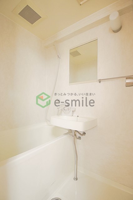 バス・シャワールーム　お風呂です