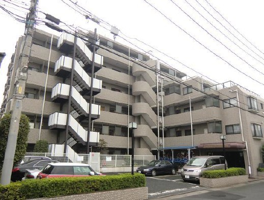 ライオンズマンション与野本町第6の建物外観