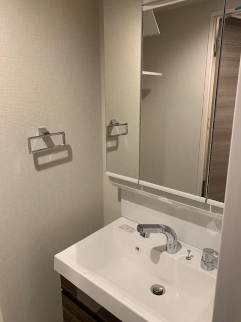 洗面設備　洗髪洗面化粧台