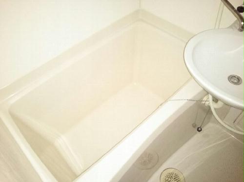 バス・シャワールーム　同タイプの写真です。