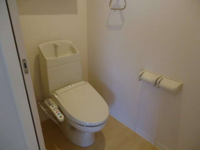 トイレ　トイレ