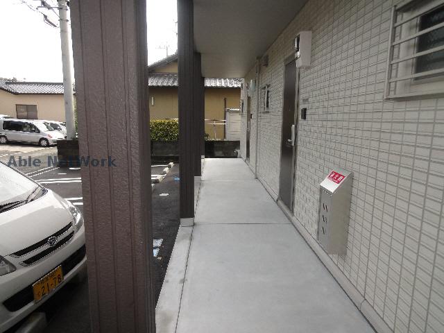 エントランス　エントランス部分