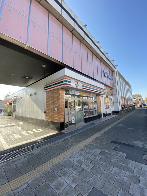 コンビニ　セブンイレブン浦安猫実2丁目店（コンビニ）まで196m
