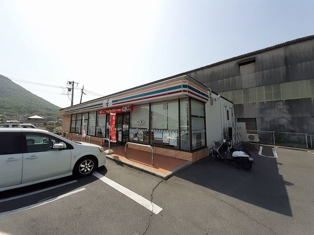 コンビニ　セブンイレブン玉野東高崎店（コンビニ）まで450m