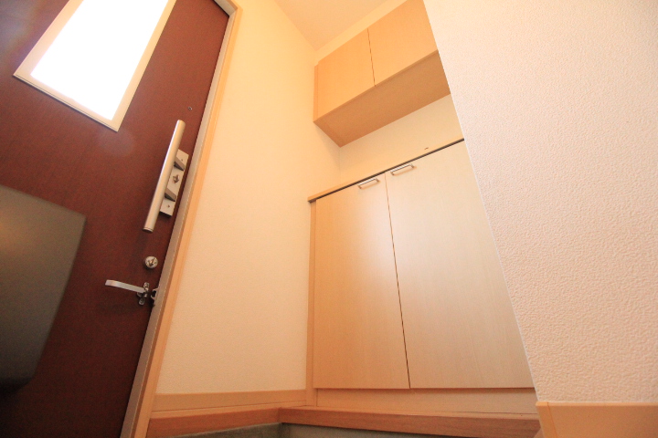 玄関　シューズボックス付き☆