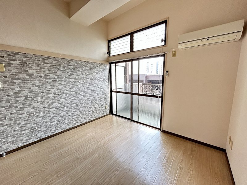 居室・リビング　※写真は別号室のものです。