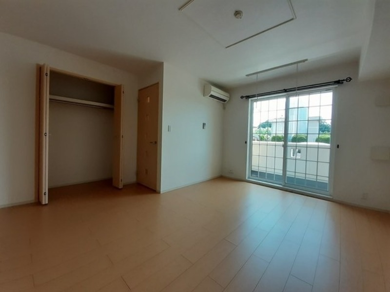 居室・リビング　図面と現状に相違がある場合には現状を優先