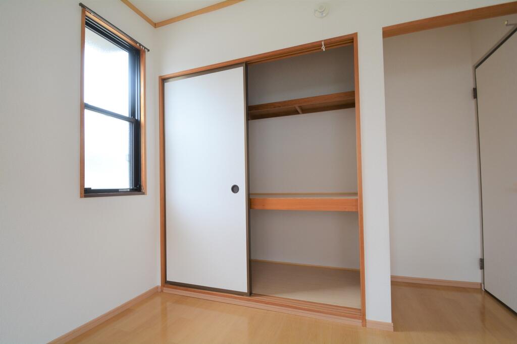 収納　収納スペース