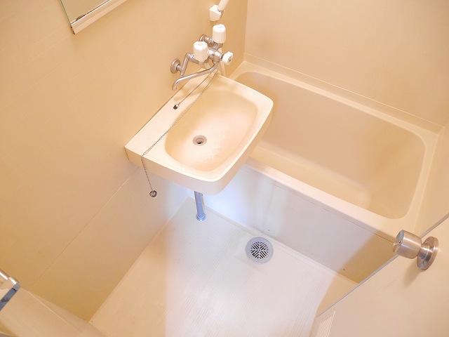 バス・シャワールーム　浴室