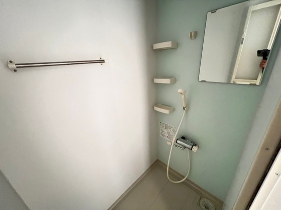 バス・シャワールーム　※別の部屋の写真です