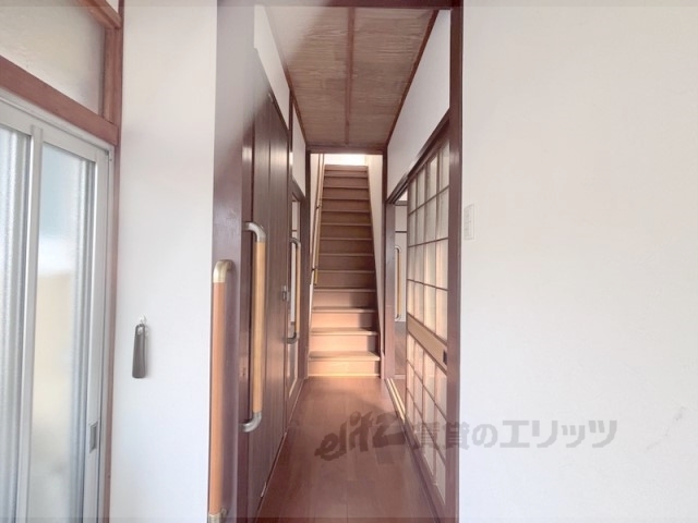 その他部屋・スペース　廊下