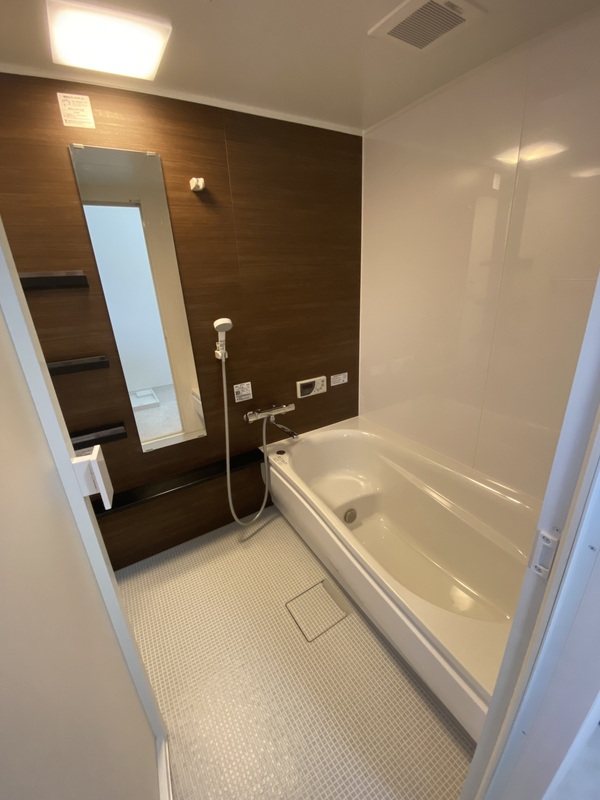 バス・シャワールーム　追い焚き付き