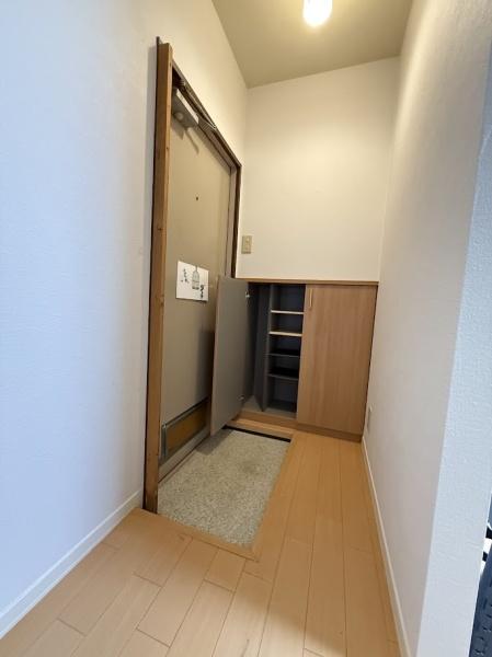 コーポ鶴城の玄関写真