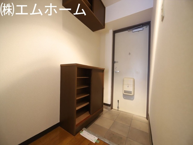 玄関　玄関　シューズボックス付