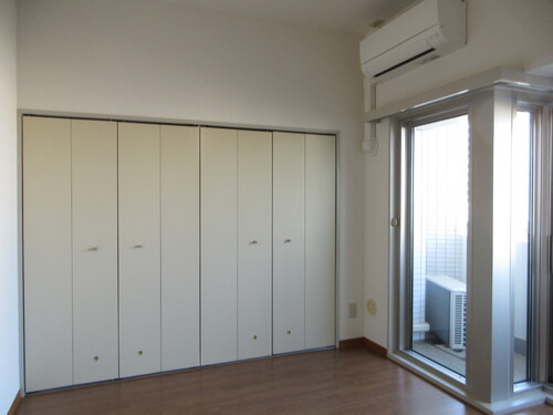 その他部屋・スペース　洋室　６．８畳