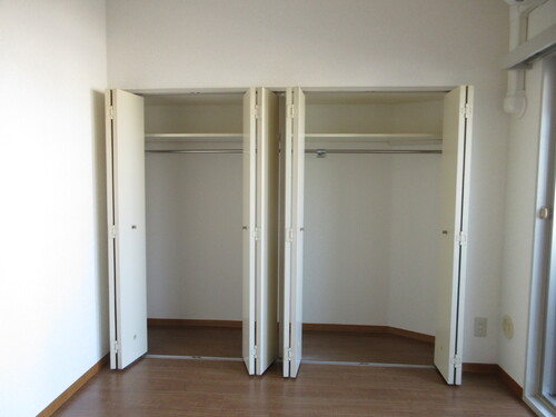 収納　クロゼット（洋室６．８畳）