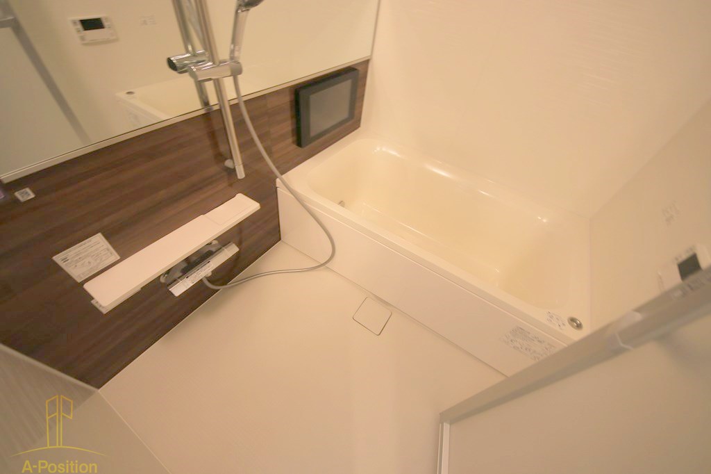 バス・シャワールーム　レオングラン本町橋
