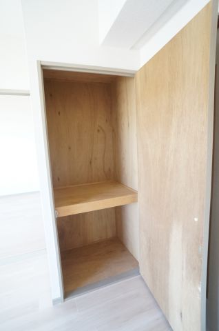収納　洋室の収納です