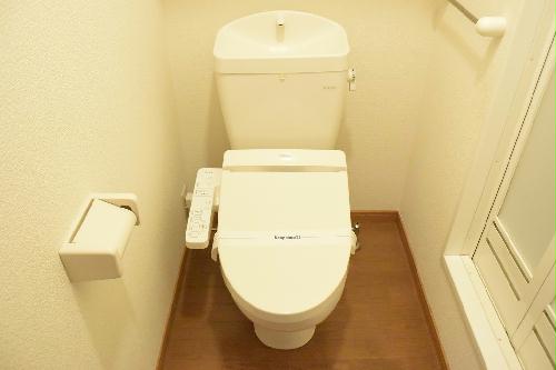 トイレ　温水洗浄便座ですっきり