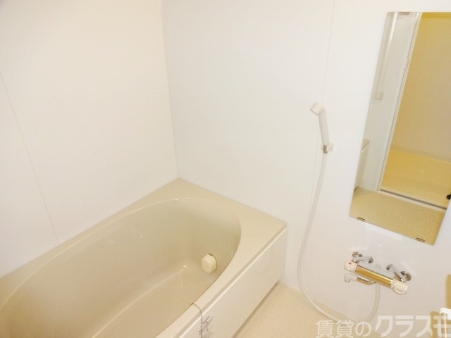 バス・シャワールーム　浴室乾燥＆追炊き機能付き♪