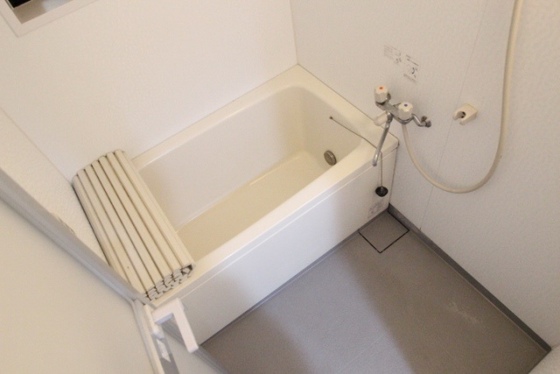 バス・シャワールーム　※別号室の写真です