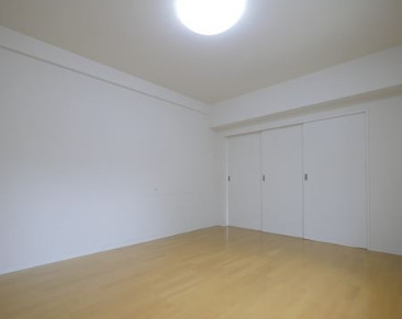居室・リビング　※別部屋の参考写真です。