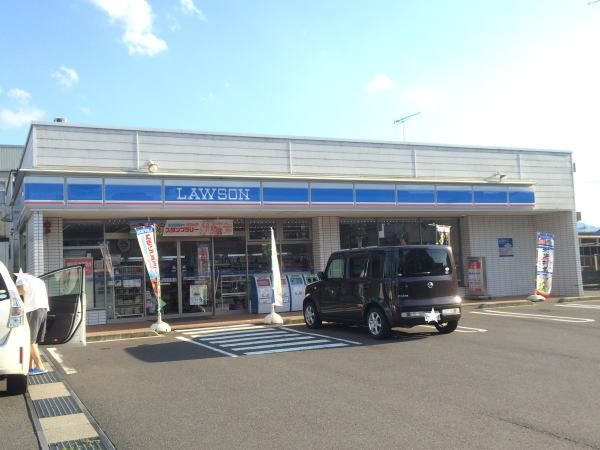 コンビニ　ローソン（コンビニ）まで400m