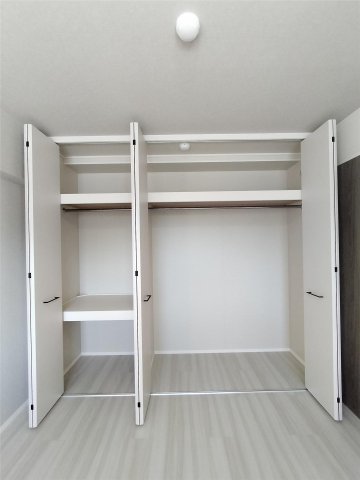 収納　たっぷりとした収納スペースです