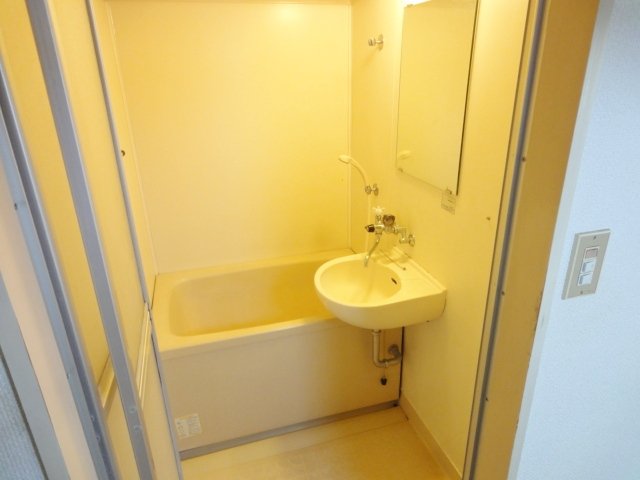 洗面設備　同物件別号室