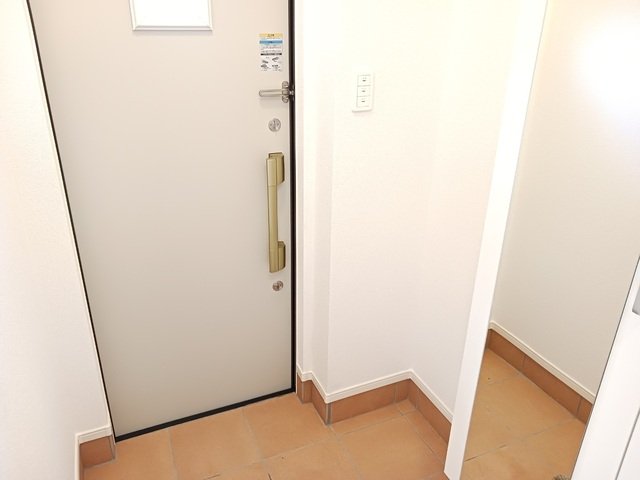 玄関　収納もある玄関です