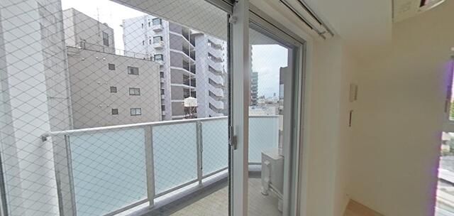バルコニー　陽当たり良好なバルコニーです