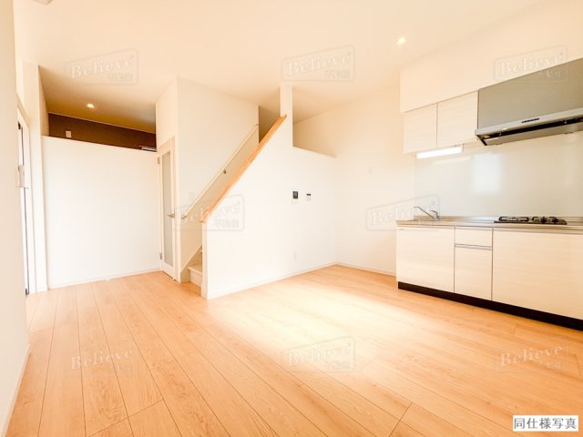 居室・リビング　明るい室内です☆