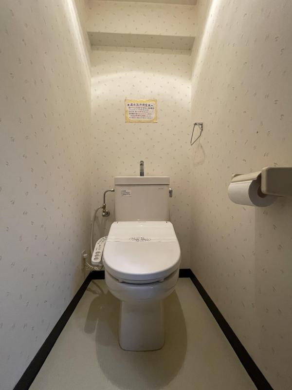 トイレ　同タイプ・参考写真