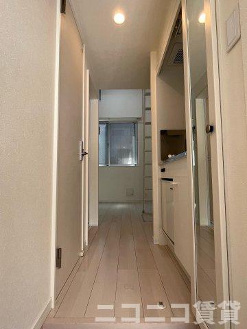 玄関　別号室イメージの為、現状を優先致します。