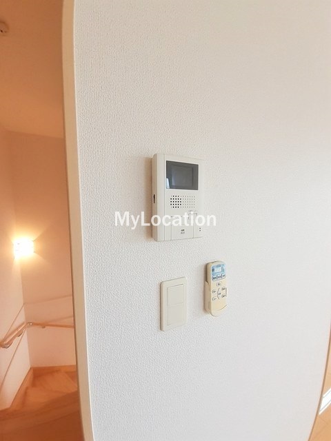 セキュリティ　☆モニター付きインターホンです☆