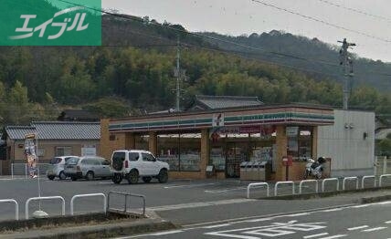 コンビニ　セブンイレブン岡山植松店（コンビニ）まで319m