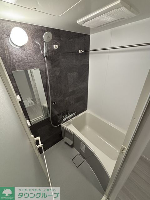 バス・シャワールーム　※写真は同タイプ住戸です。