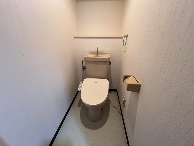 トイレ　他号室画像