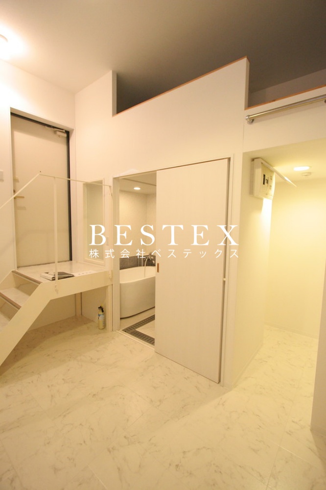 居室・リビング　※同タイプ・別部屋の参考写真です。