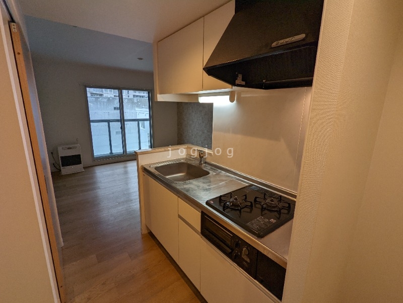 インデックス中の島_内装_1