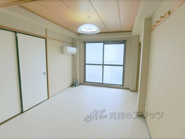 居室・リビング　洋室