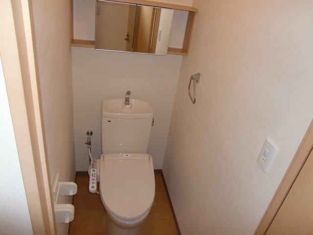 トイレ　EAST135.22（グッドホーム)