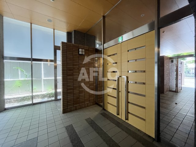 ロビー　ディアコート新大阪　ロビー