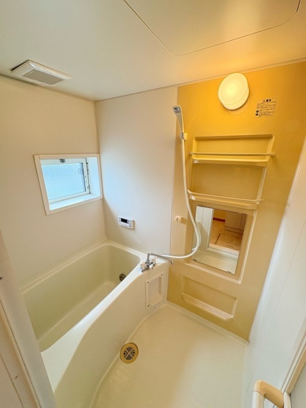 バス・シャワールーム　図面と現状に相違がある場合には現状を優先